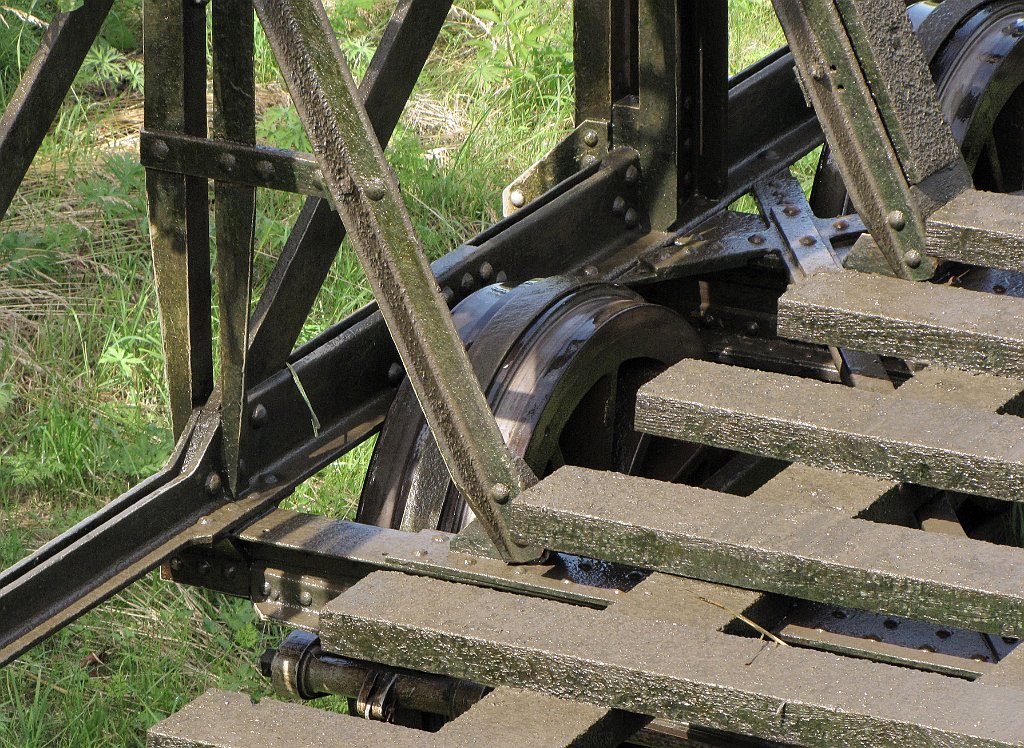 2012-07-02_10-53-49_IMG_x26861_cr.jpg -                                