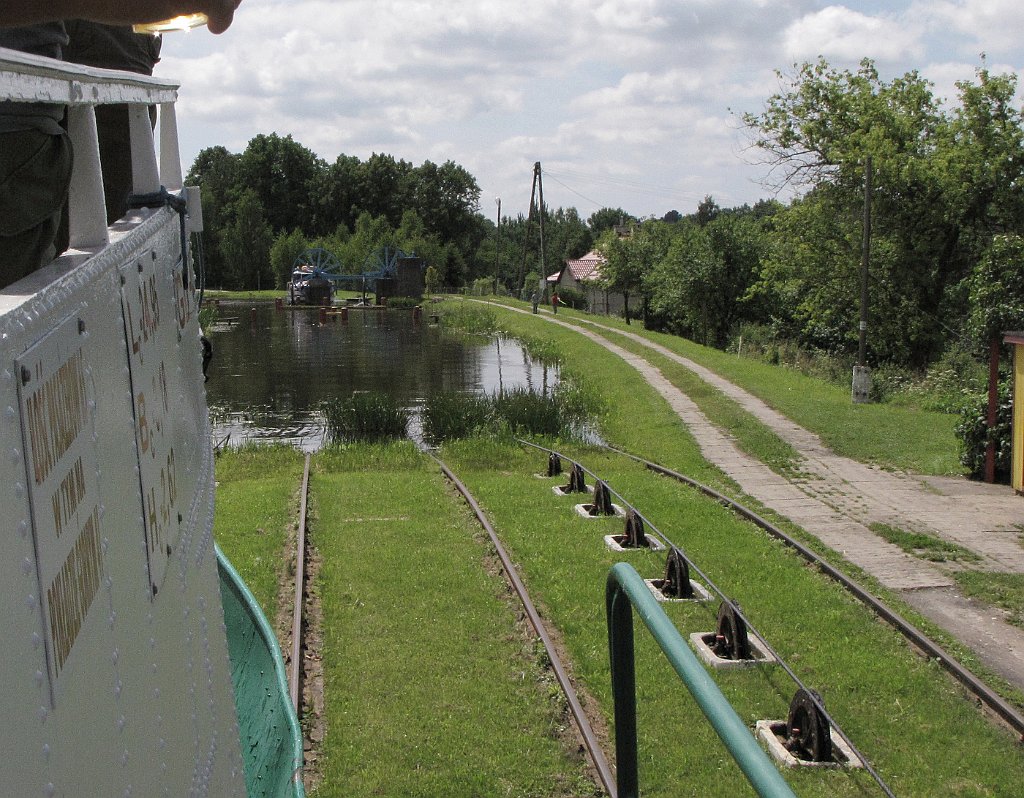 2012-07-02_11-59-46_IMG_x26990_cr.jpg -                                